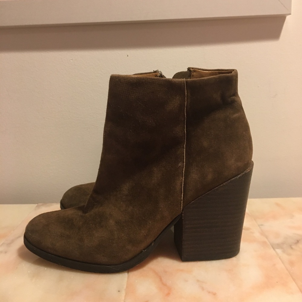 Dolce Vita Booties